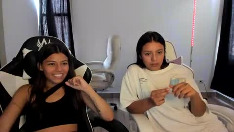 Snapshot of _khloe_sweet chatting on February 24, 6:47 pm khloe sweet online show from February 24, 6:47 pm