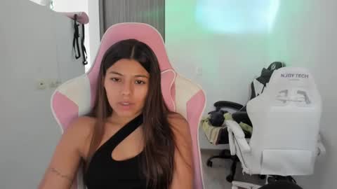 Snapshot of _khloe_sweet chatting on September 23, 5:33 pm khloe sweet online show from September 23, 5:33 pm