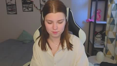 Snapshot of _kirieshka chatting on March 8, 12:07 pm Molly online show from March 8, 12:07 pm