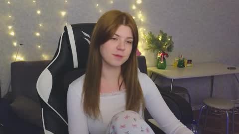 Molly   online show from January 6, 6:11 pm