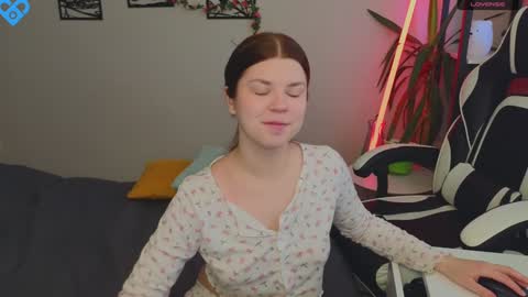 Snapshot of _kirieshka chatting on January 22, 5:37 am Molly online show from January 22, 5:37 am