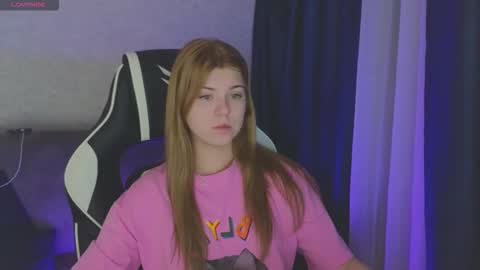 Snapshot of _kirieshka chatting on October 12, 2:19 pm Molly online show from October 12, 2:19 pm