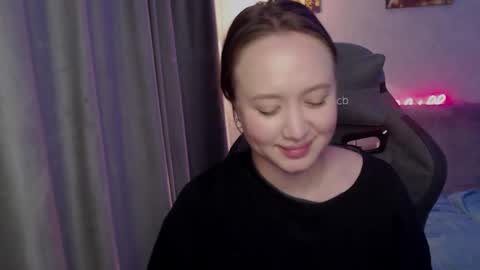 Snapshot of _lalune_ chatting on September 11, 11:54 am _lalune_ online show from September 11, 11:54 am