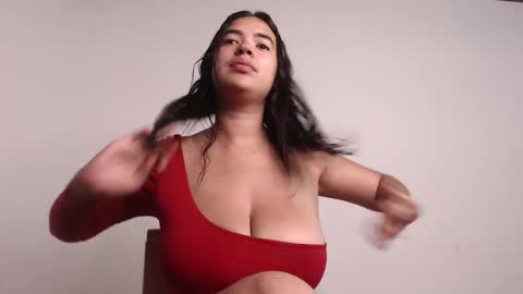 Leslie online show from November 2, 7:06 pm