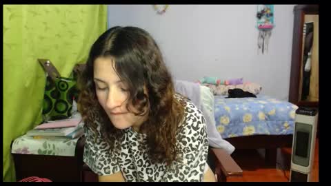 Snapshot of _lindasy_ chatting on September 23, 3:04 am Lindasy online show from September 23, 3:04 am