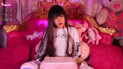 _little_glrl_ online show from November 22, 10:29 am