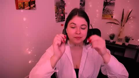 Mary online show from September 20, 11:08 am