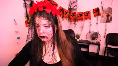 Mary online show from October 30, 11:00 am