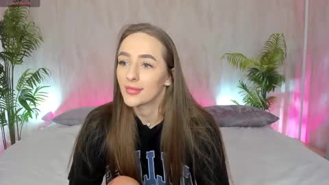 Snapshot of _m1ssbarbie chatting on February 20, 1:57 am _m1ssbarbie online show from February 20, 1:57 am