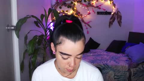 Marce  online show from March 27, 1:29 am