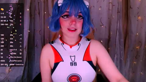 Snapshot of _marcelline_ chatting on September 10, 7:41 am Kira online show from September 10, 7:41 am
