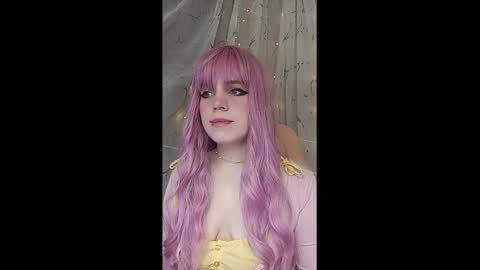 Snapshot of _marcelline_ chatting on January 5, 8:32 am Kira online show from January 5, 8:32 am