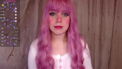 Snapshot of _marcelline_ chatting on December 9, 10:32 am Kira online show from December 9, 10:32 am