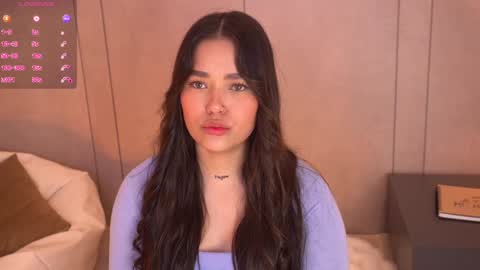     online show from December 18, 2:06 pm