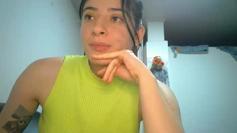 Mia-foster online show from January 10, 4:17 am