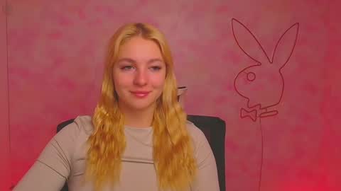 Melanie online show from December 10, 7:05 am