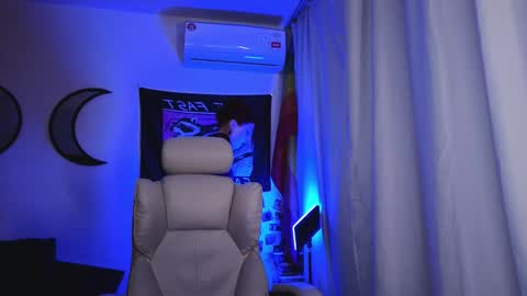 Miss Eva. if anyone in NYK to fuck here is sissy sn -  online show from January 1, 10:35 pm