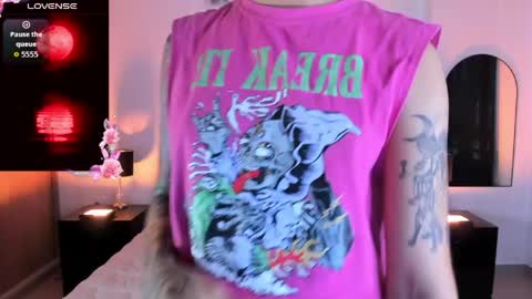 mizuki  online show from April 3, 3:10 pm