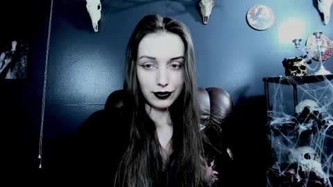 _naamah online show from December 3, 9:50 pm