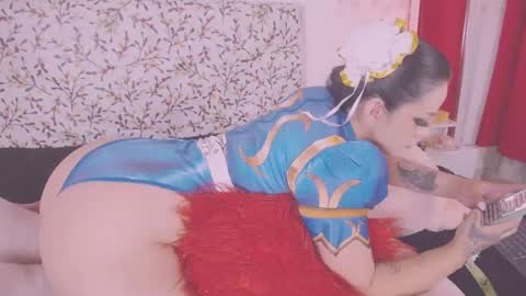 niiky online show from January 16, 11:48 am