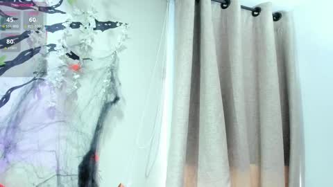   online show from November 3, 12:09 pm