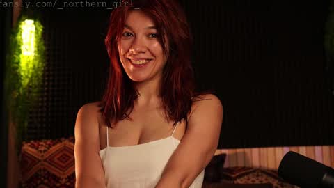 Snapshot of _northern_girl_ chatting on September 25, 2:27 pm Lady Jess from house of Dragonborns online show from September 25, 2:27 pm