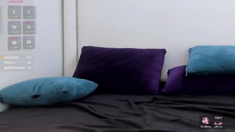  peach1  online show from January 9, 6:01 pm