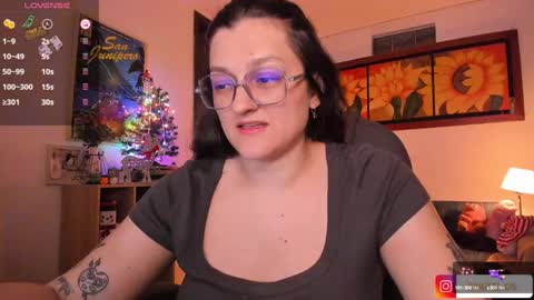 violeta ig  online show from December 28, 4:30 am