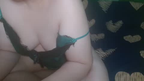 Pinaylovelybum online show from December 21, 2:05 am