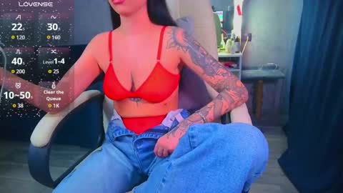 Ilona online show from April 16, 11:10 am