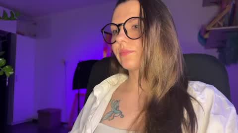 Snapshot of _private_person_ chatting on February 13, 6:27 pm HADLY see u online 0312 online show from February 13, 6:27 pm