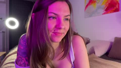 Snapshot of _private_person_ chatting on December 11, 5:47 pm HADLY see u online 0312 online show from December 11, 5:47 pm