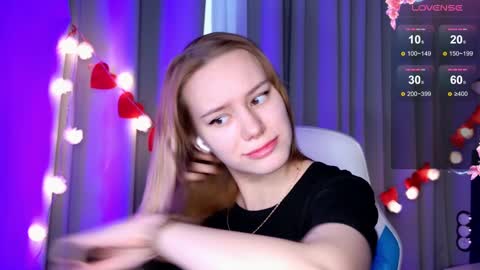 im Amy online show from February 17, 6:09 am