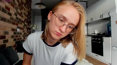 Ruby online show from September 15, 2:14 pm