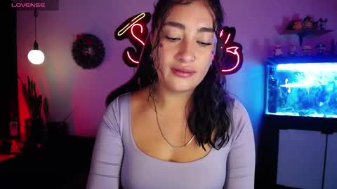 Snapshot of _santalove_ chatting on December 29, 8:37 pm SantaLove online show from December 29, 8:37 pm