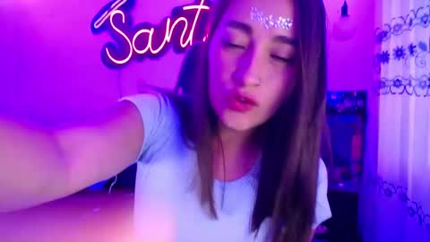 Snapshot of _santalove_ chatting on February 21, 8:05 pm SantaLove online show from February 21, 8:05 pm