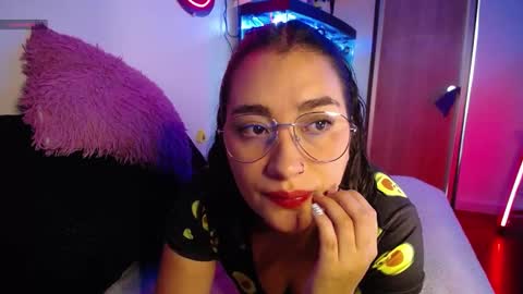 Snapshot of _santalove_ chatting on January 12, 6:37 pm SantaLove online show from January 12, 6:37 pm