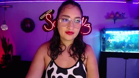 Snapshot of _santalove_ chatting on January 8, 7:13 pm SantaLove online show from January 8, 7:13 pm