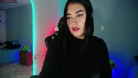  SantaLove  online show from February 13, 12:23 am