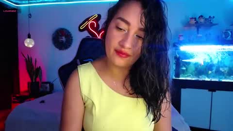 Snapshot of _santalove_ chatting on January 7, 7:28 pm SantaLove online show from January 7, 7:28 pm