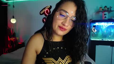 Snapshot of _santalove_ chatting on January 16, 6:48 pm SantaLove online show from January 16, 6:48 pm