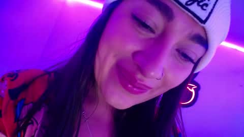 Snapshot of _santalove_ chatting on March 11, 7:03 pm SantaLove online show from March 11, 7:03 pm