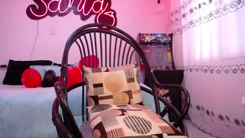 Snapshot of _santalove_ chatting on February 22, 9:42 pm SantaLove online show from February 22, 9:42 pm