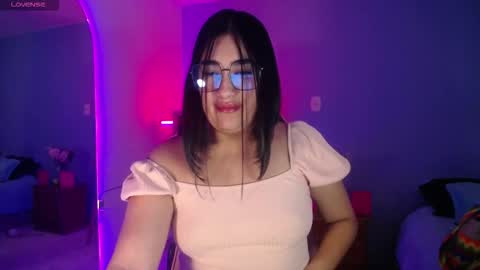 Snapshot of _santalove_ chatting on September 10, 7:14 pm SantaLove online show from September 10, 7:14 pm