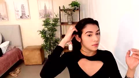 Sassy Girl online show from February 14, 7:02 pm