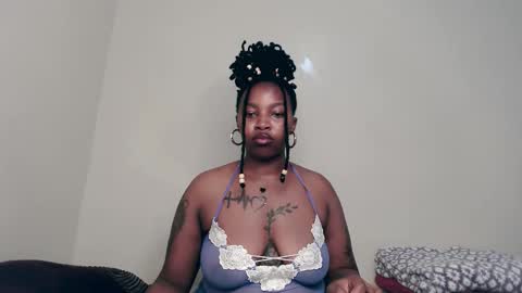 Abbie online show from November 20, 8:10 pm