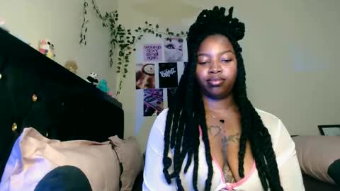 Abbie online show from April 28, 8:13 pm