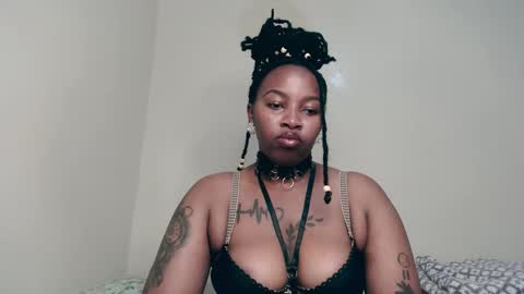 Abbie online show from November 25, 6:53 pm