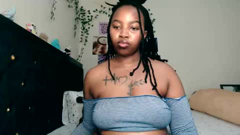 Abbie online show from February 19, 8:29 pm