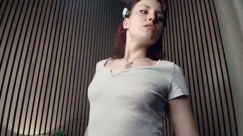 Sarah online show from March 12, 7:27 pm